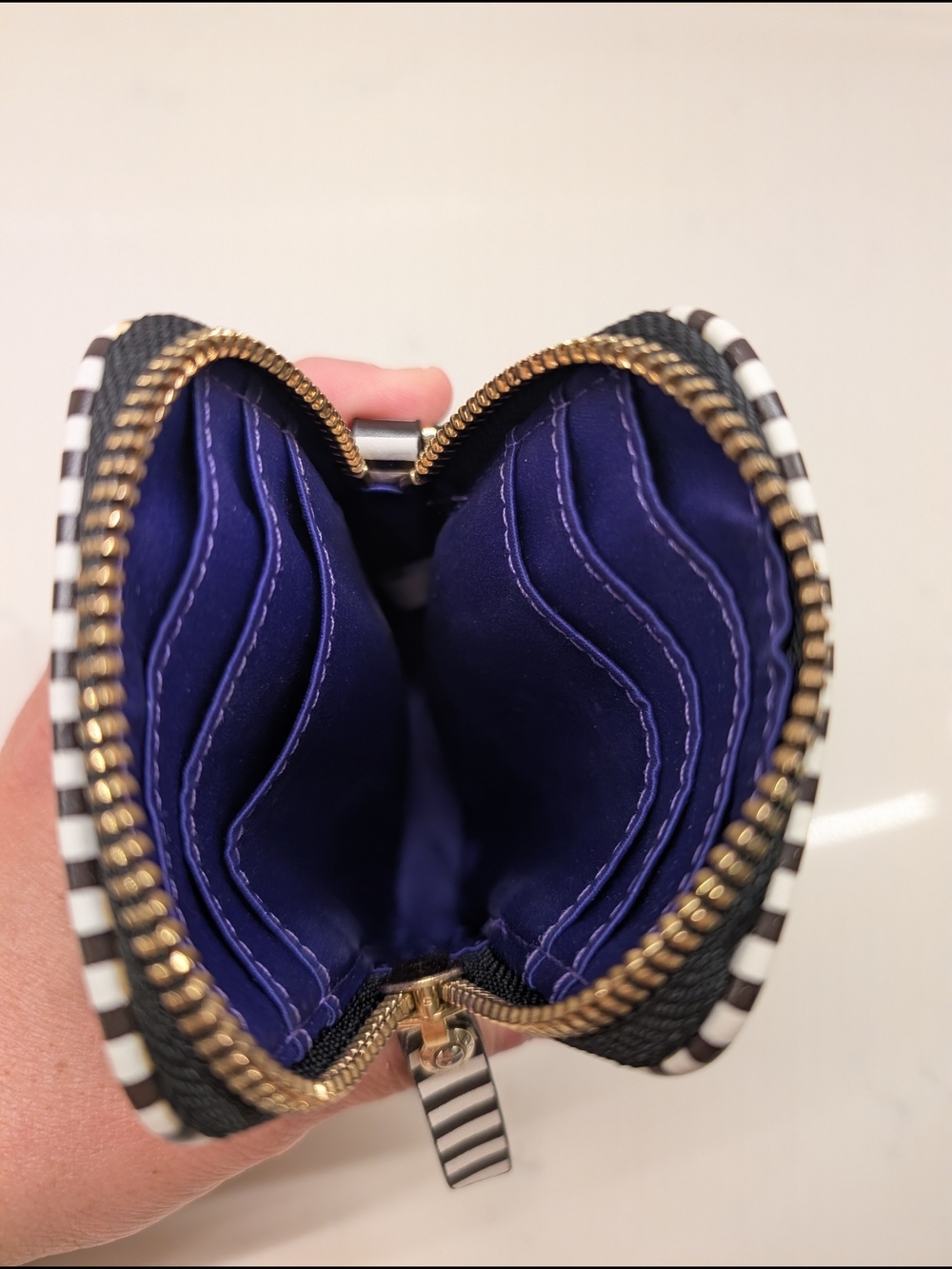 Henri Bendel Striped Wrist Wallet - Picture 3 of 7